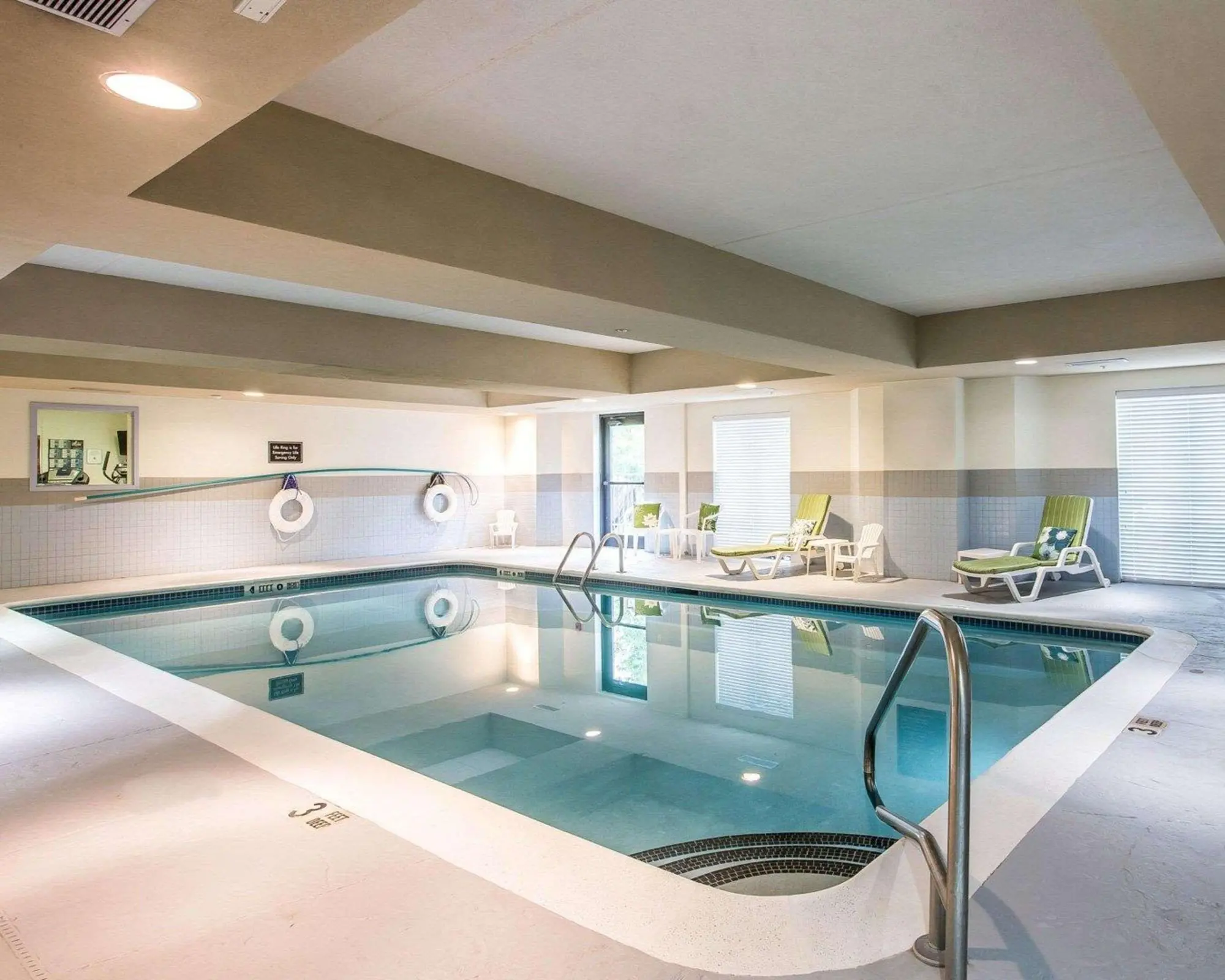 Sleep Inn & Suites, Pool