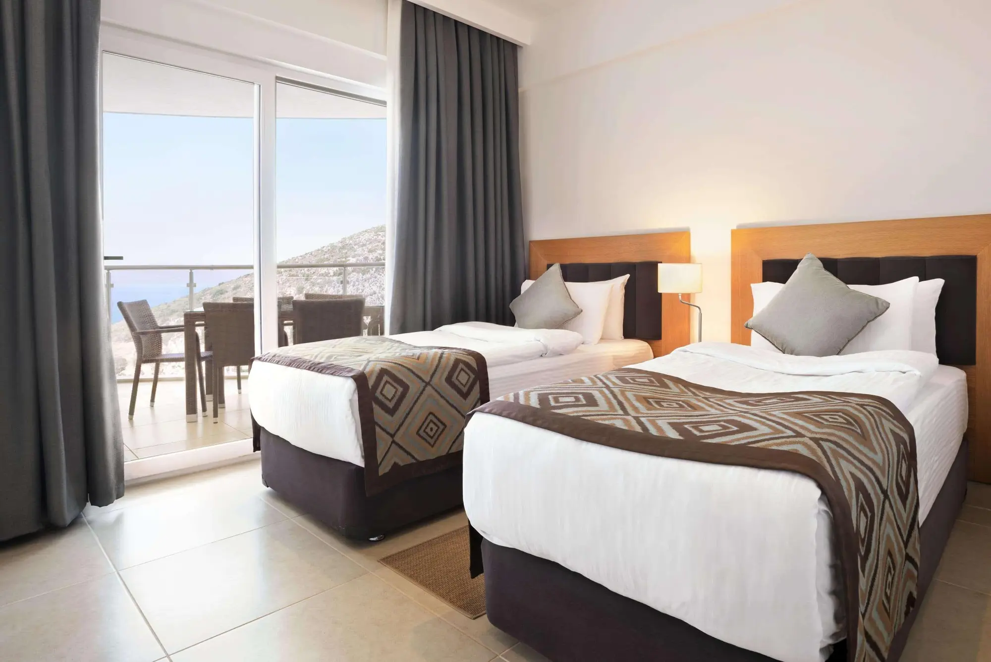Ramada Hotel & Suites By Wyndham Kusadasi, Room