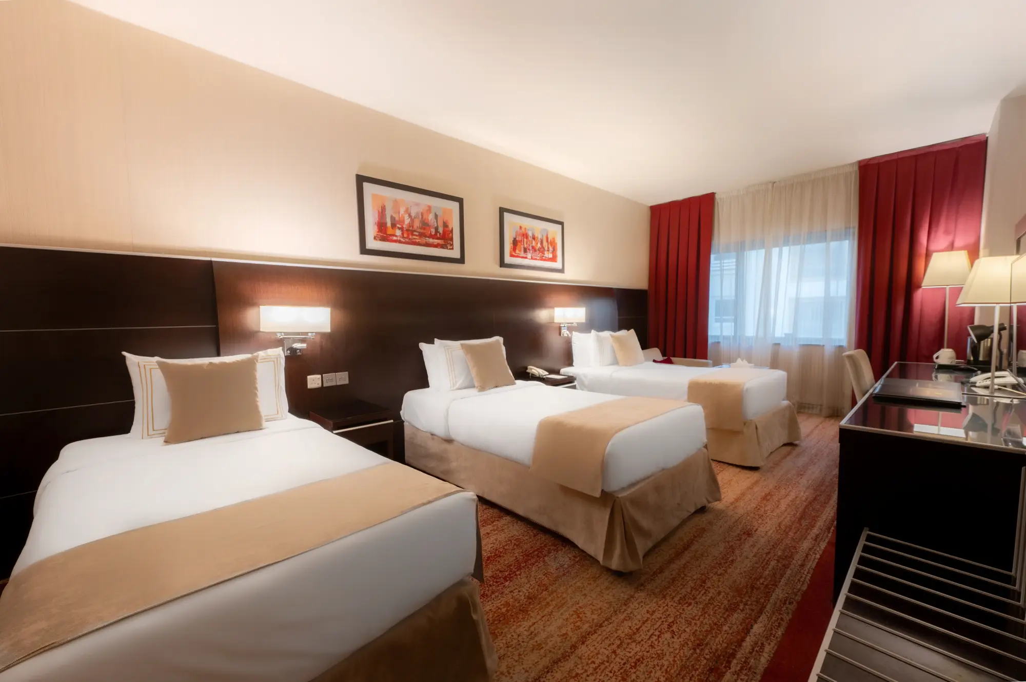 Frontel Al Harithia EX Majlis Grand, Room