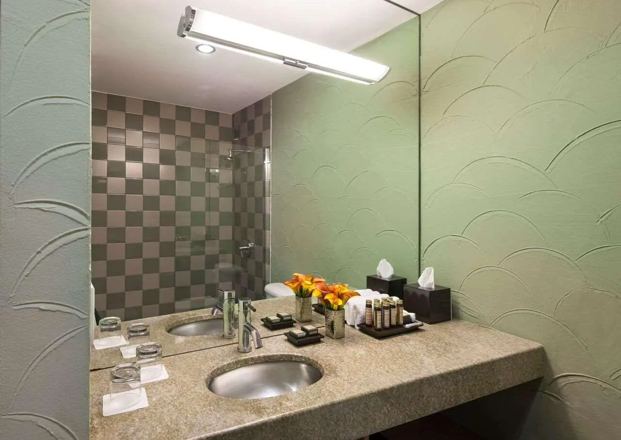 Kasa El Paseo Miami Beach, Room