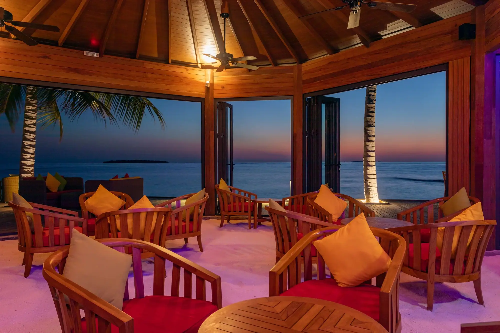 Dhigufaru Island Resort, Bar
