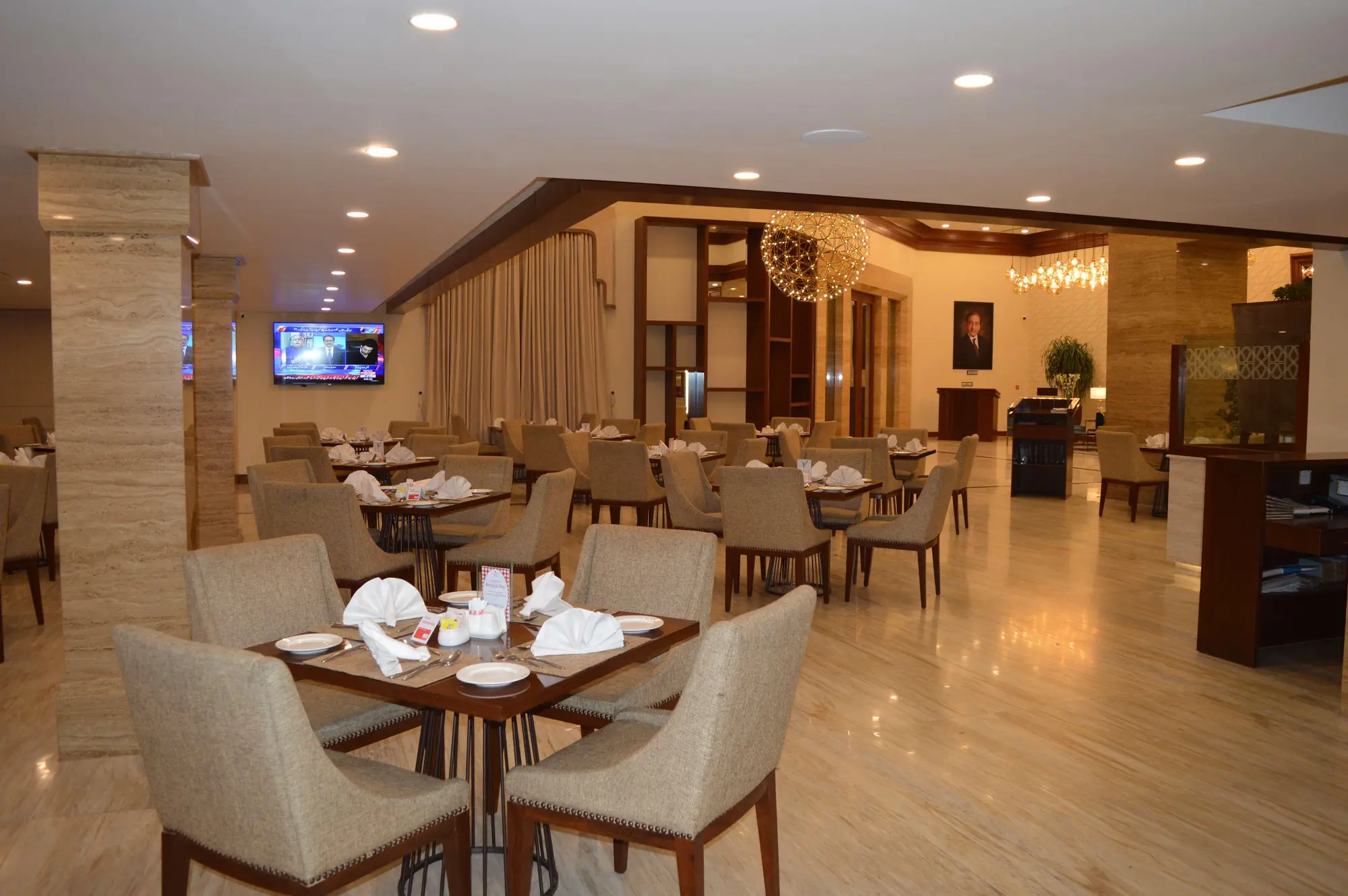 Ramada By Wyndham Multan, Lobby