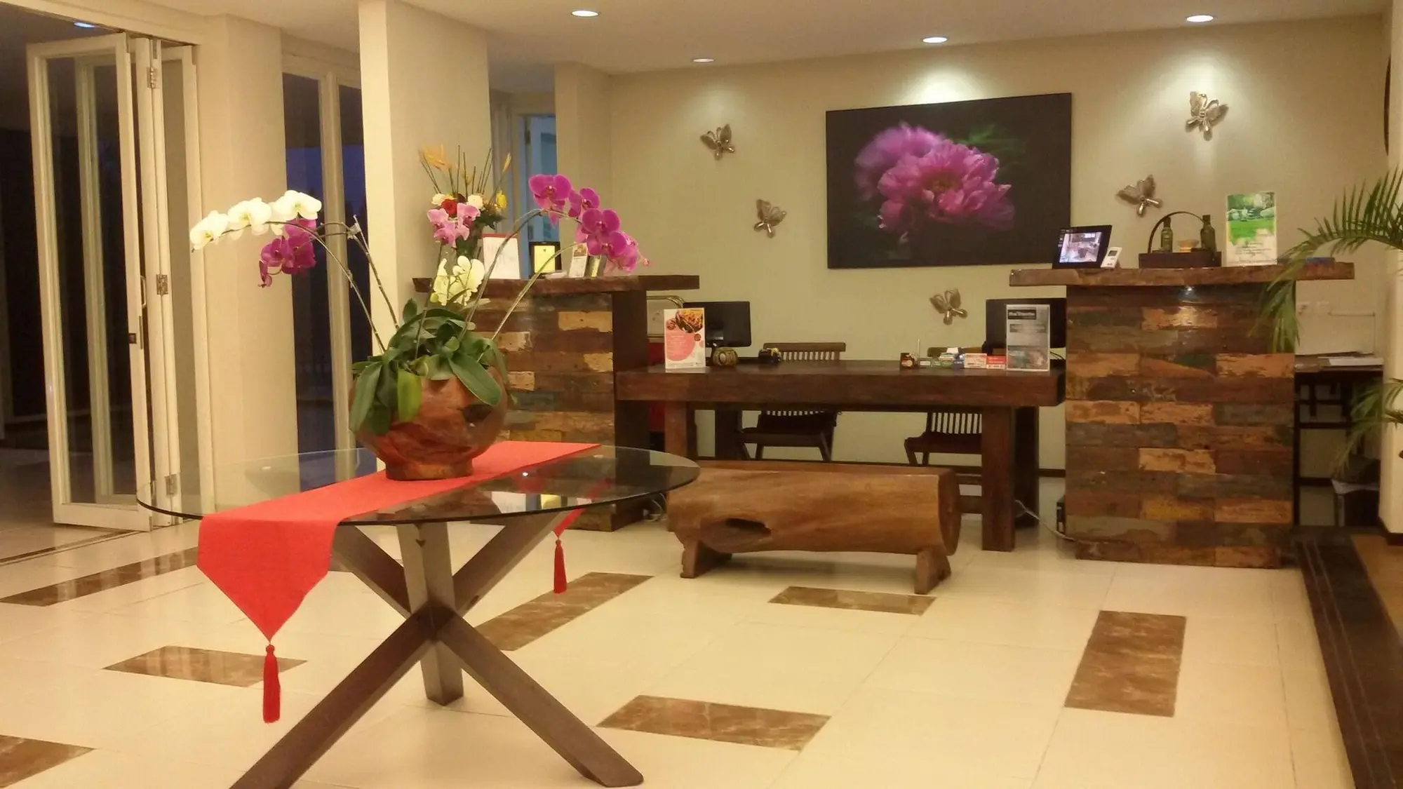 Casa Monte Rosa Hotel Ciloto Puncak, Lobby