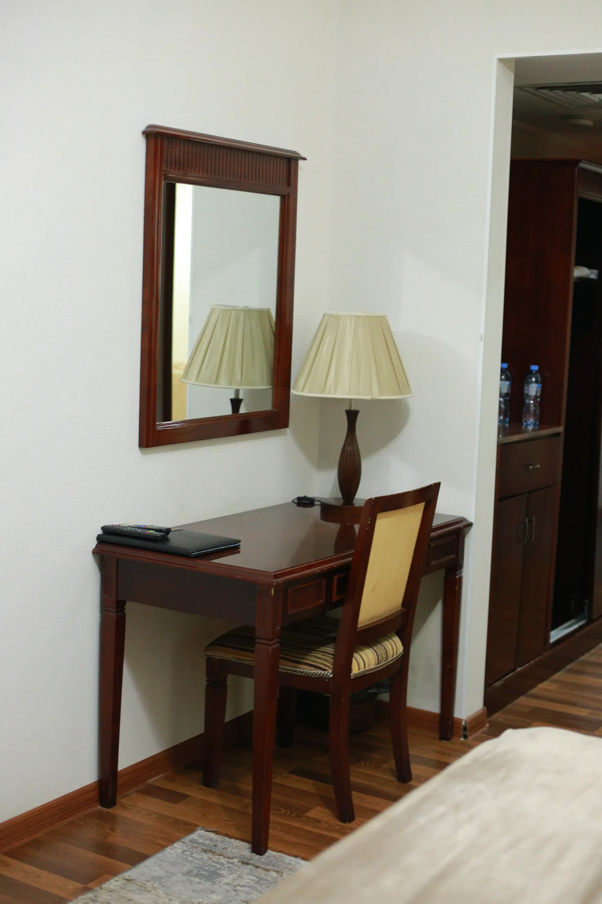 Asia Grand Hotel, Room