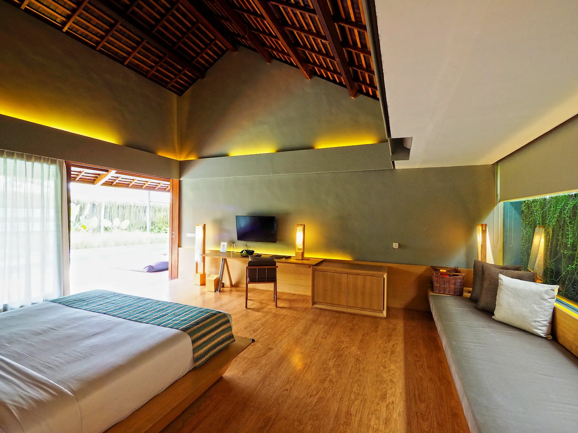 The Santai Villas, Room