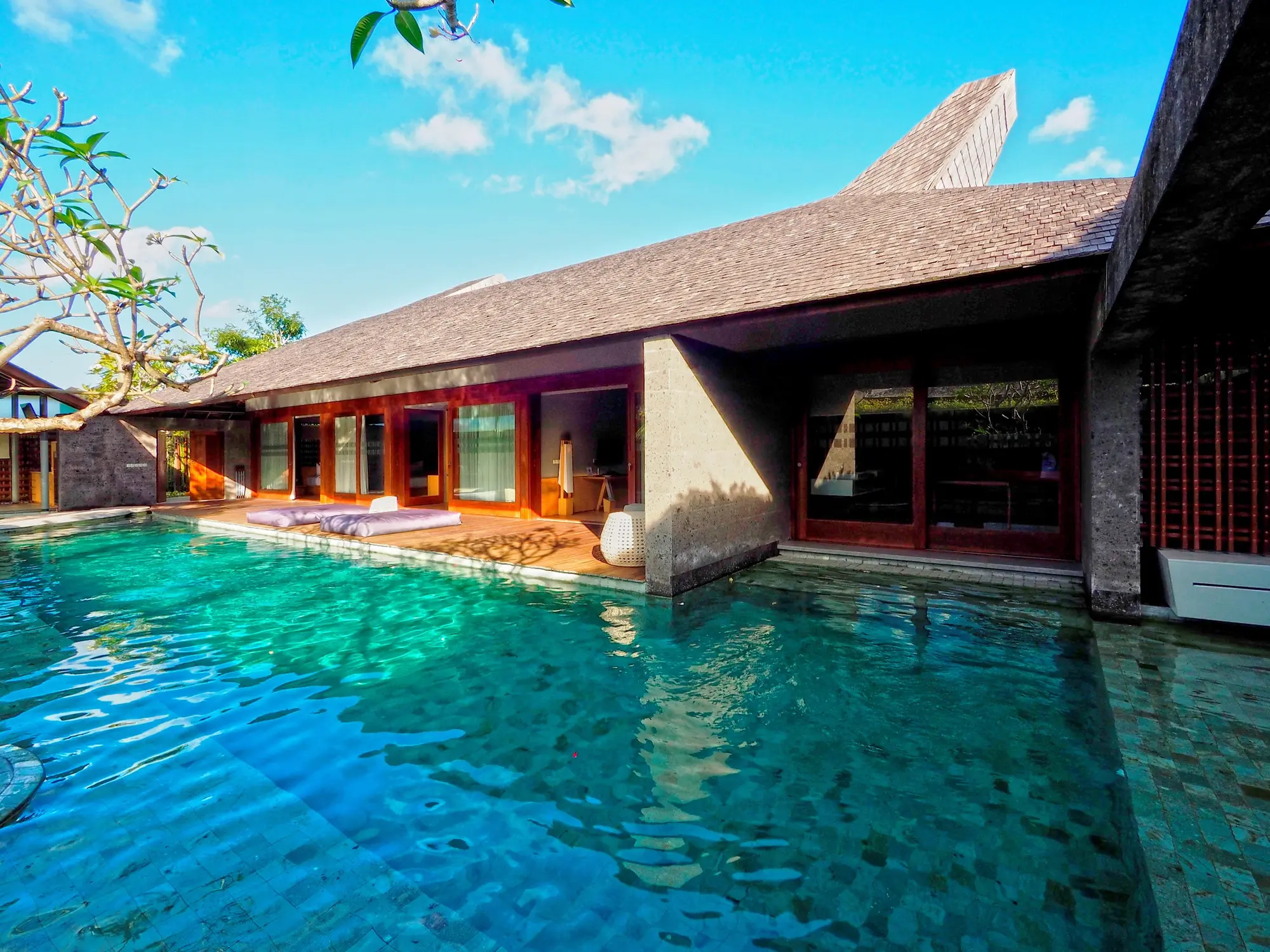 The Santai Villas, Room