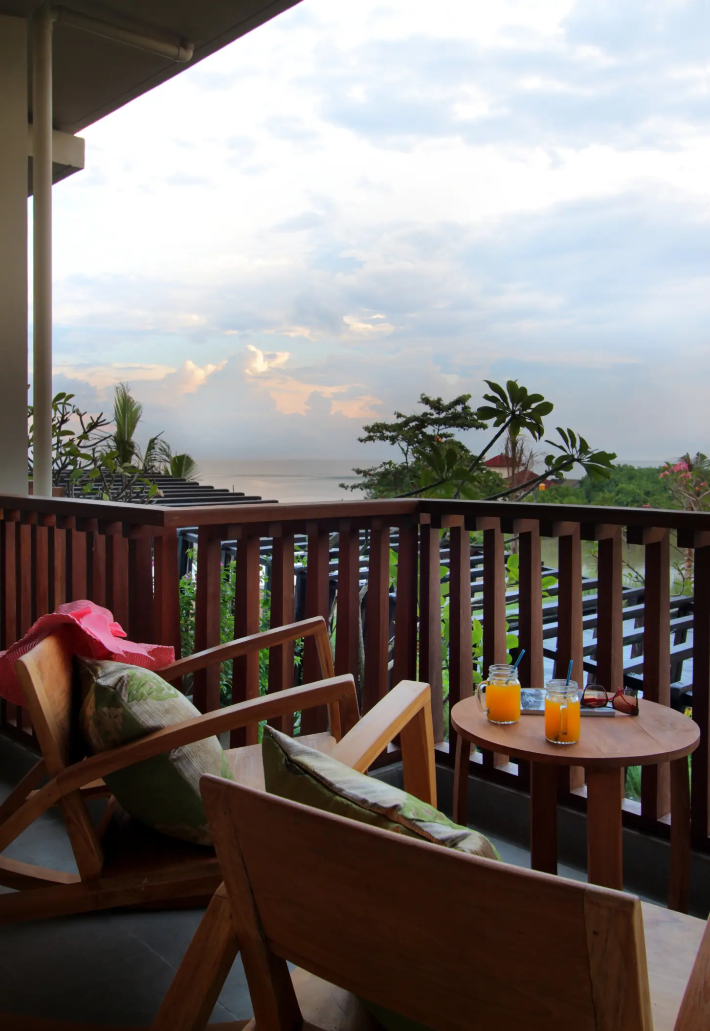 Swarga Suites Bali Berawa, Marclan Collection, Terrace