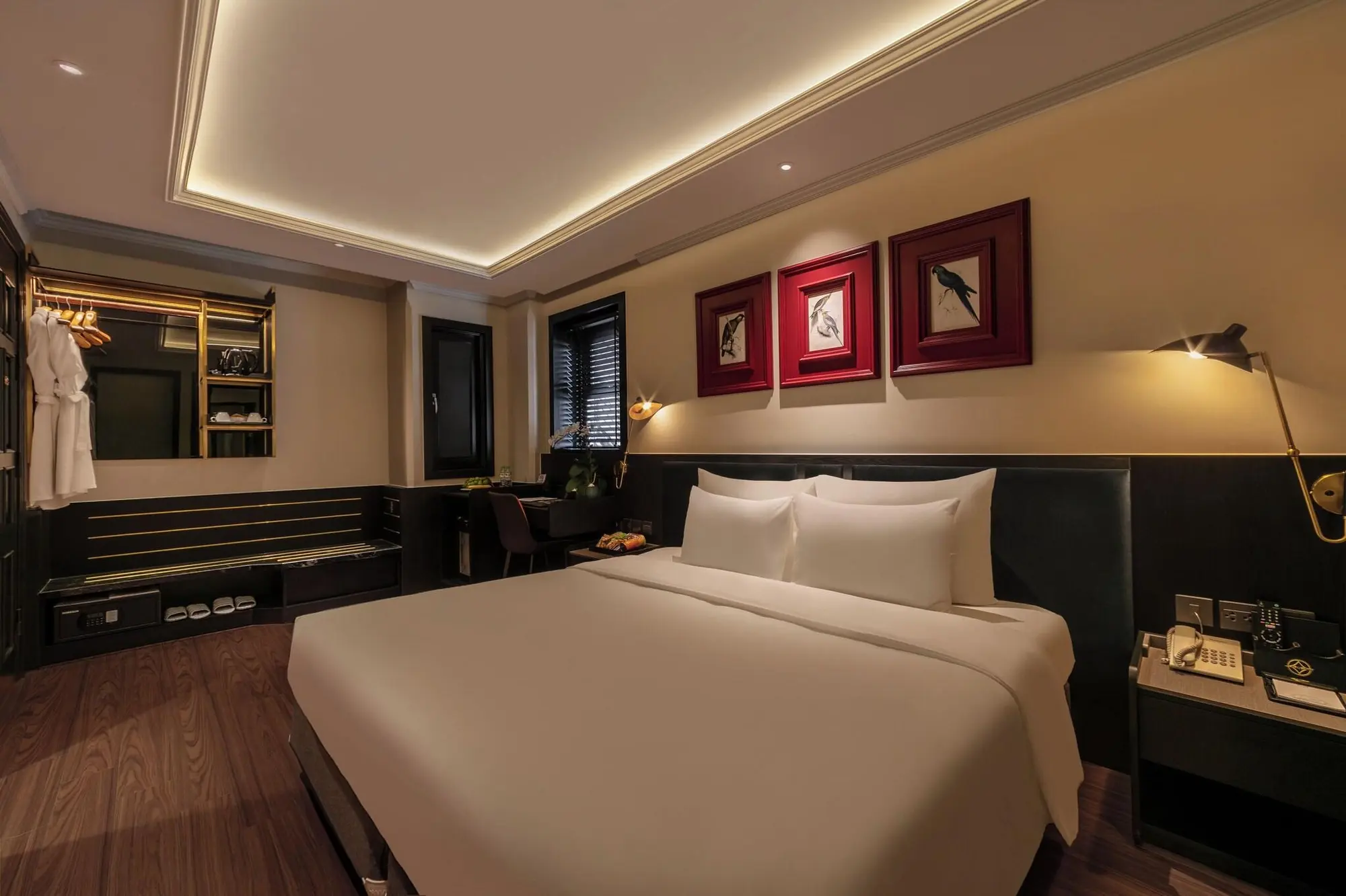 The Light Hotel, Room