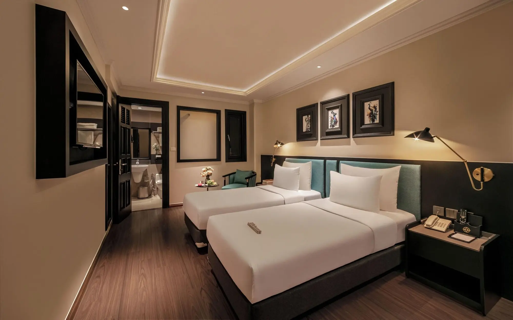 The Light Hotel, Room