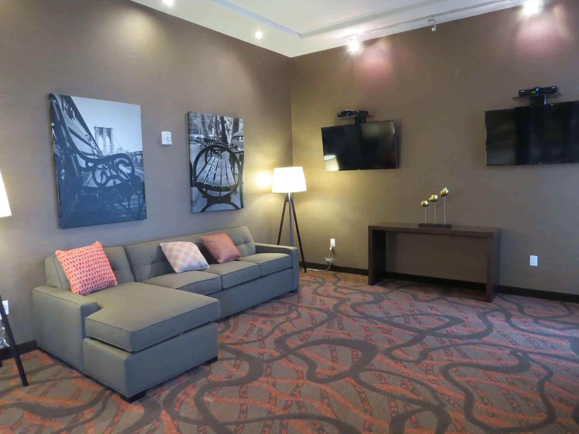 Best Western Premier NYC Gateway Hotel, Lobby
