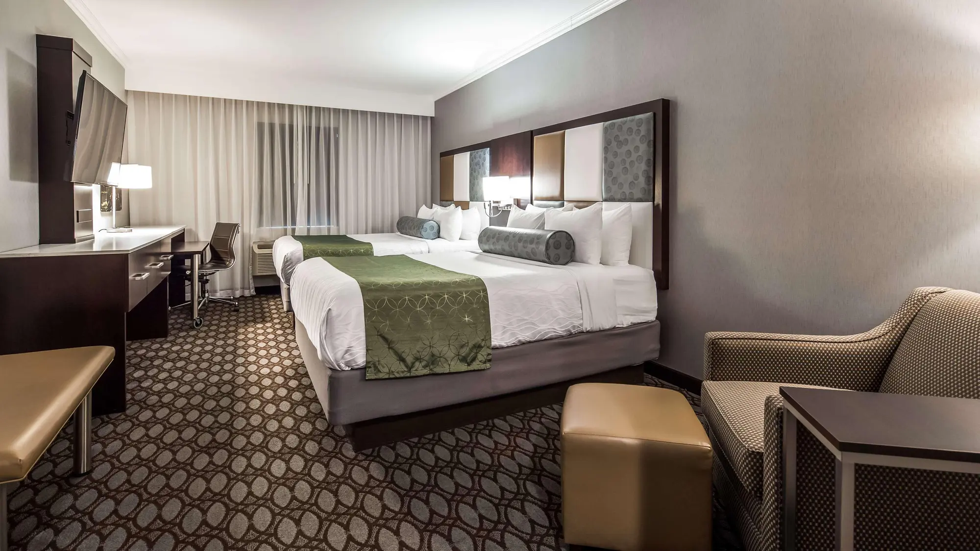 Best Western Premier NYC Gateway Hotel, Room