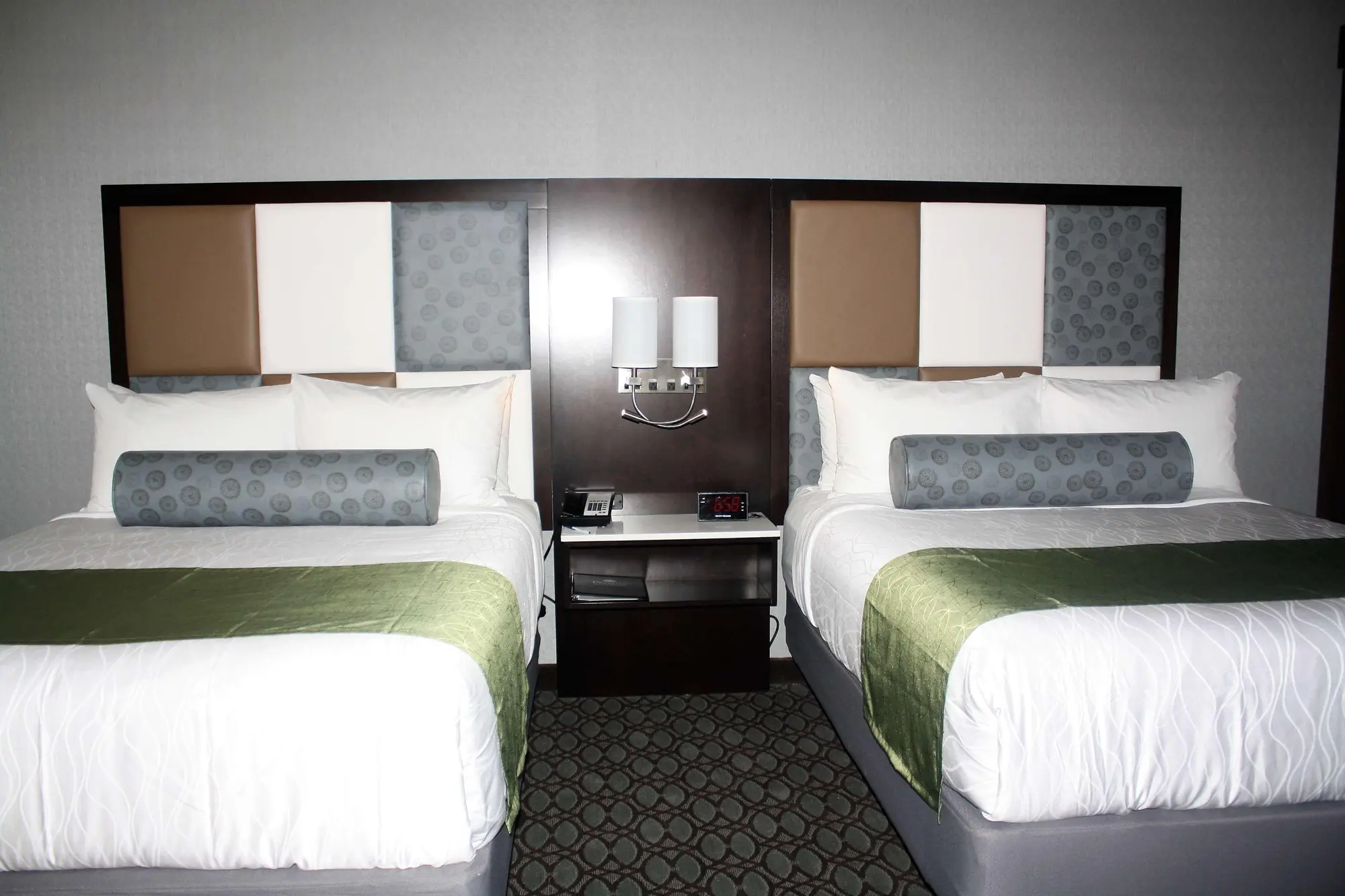 Best Western Premier NYC Gateway Hotel, Room
