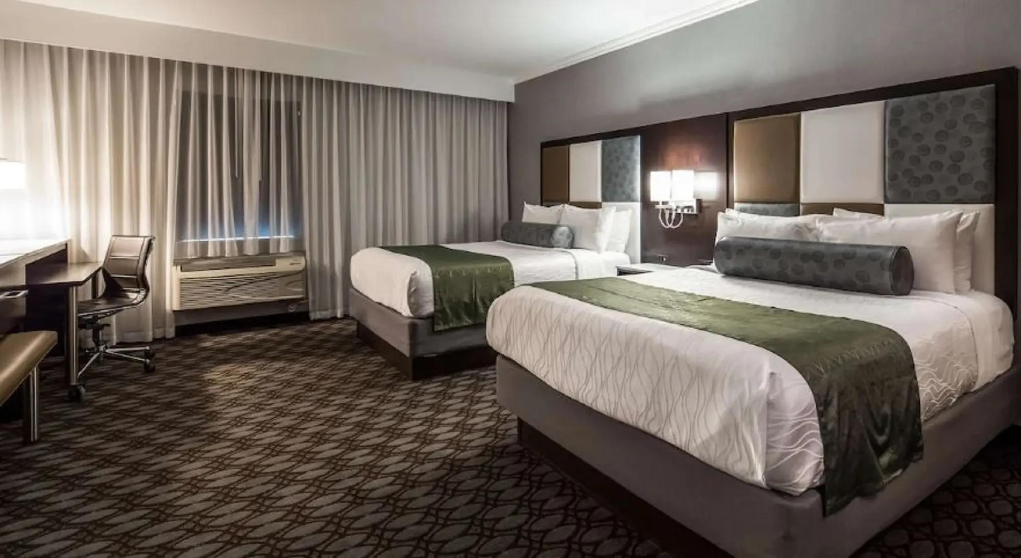 Best Western Premier NYC Gateway Hotel, Room