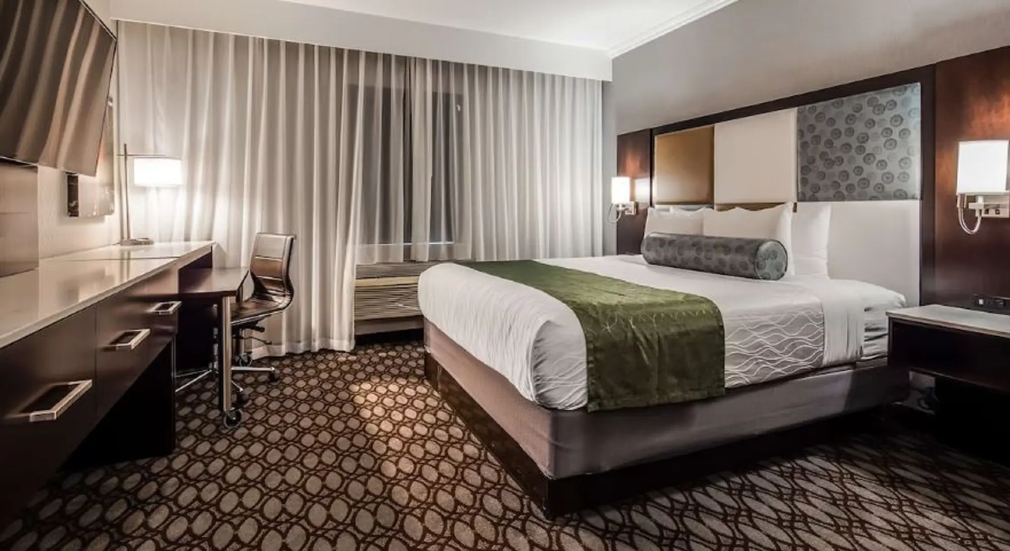 Best Western Premier NYC Gateway Hotel, Room