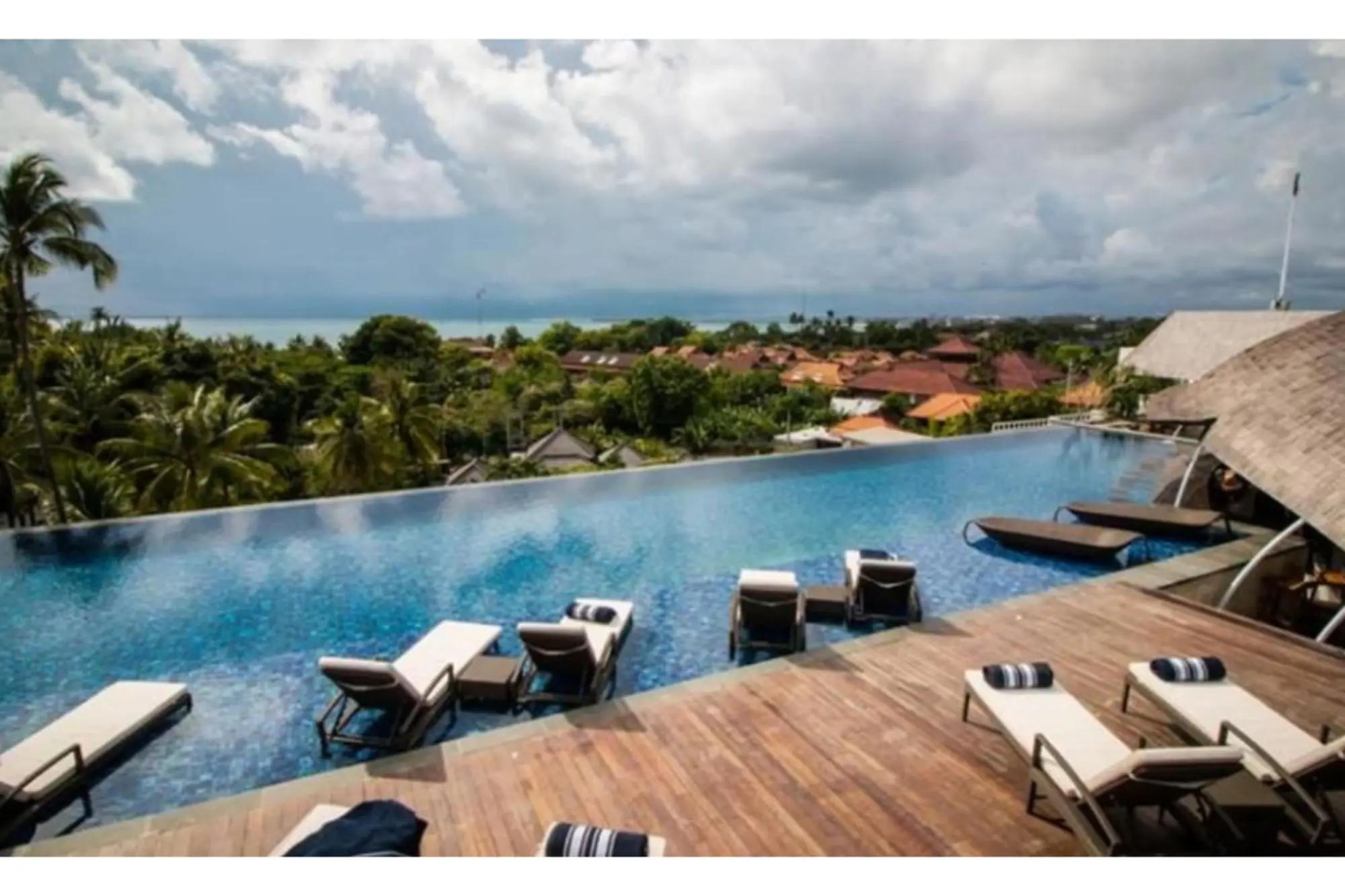FOX Hotel Jimbaran Beach, Terrace