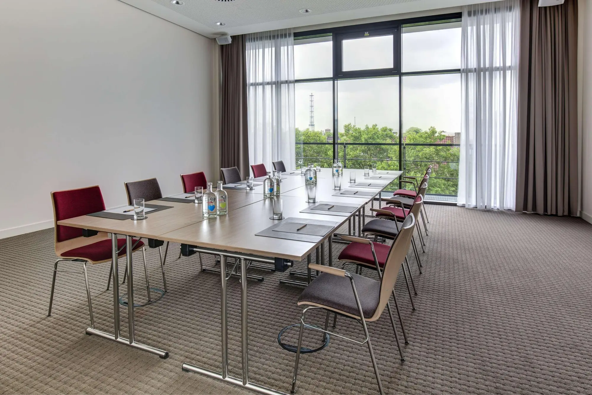 IntercityHotel Duisburg, Conferences