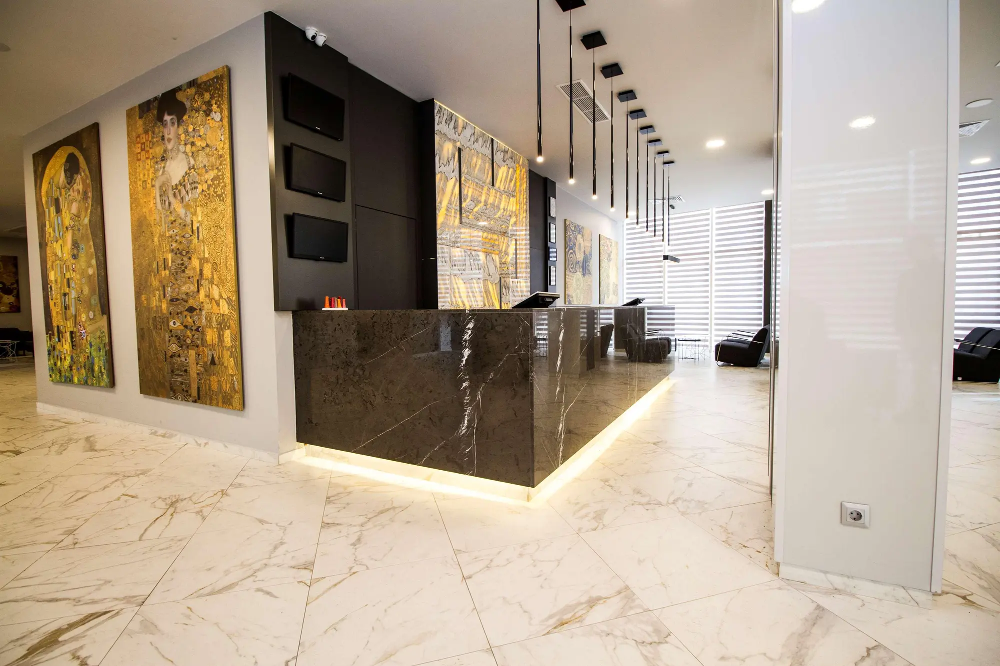 Best Western Plus Premium Inn, Lobby