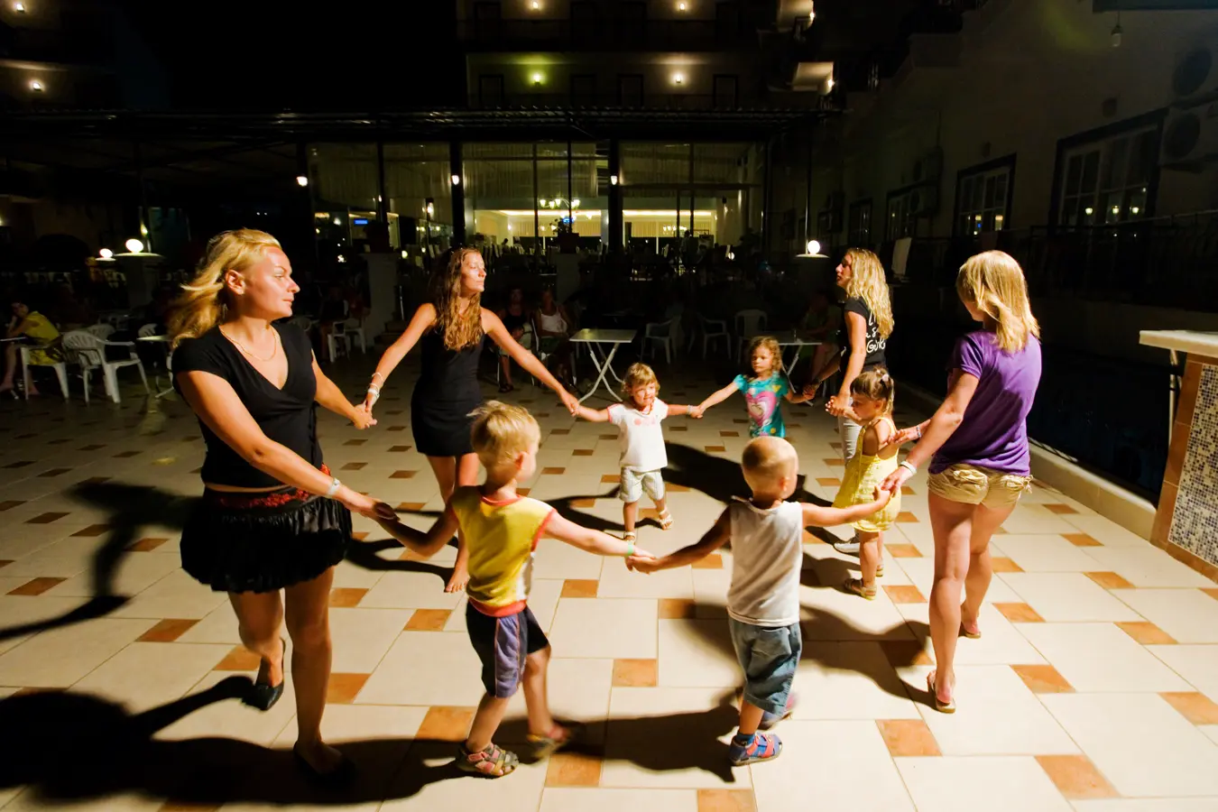 Ares Blue Hotel, Sports and Entertainment