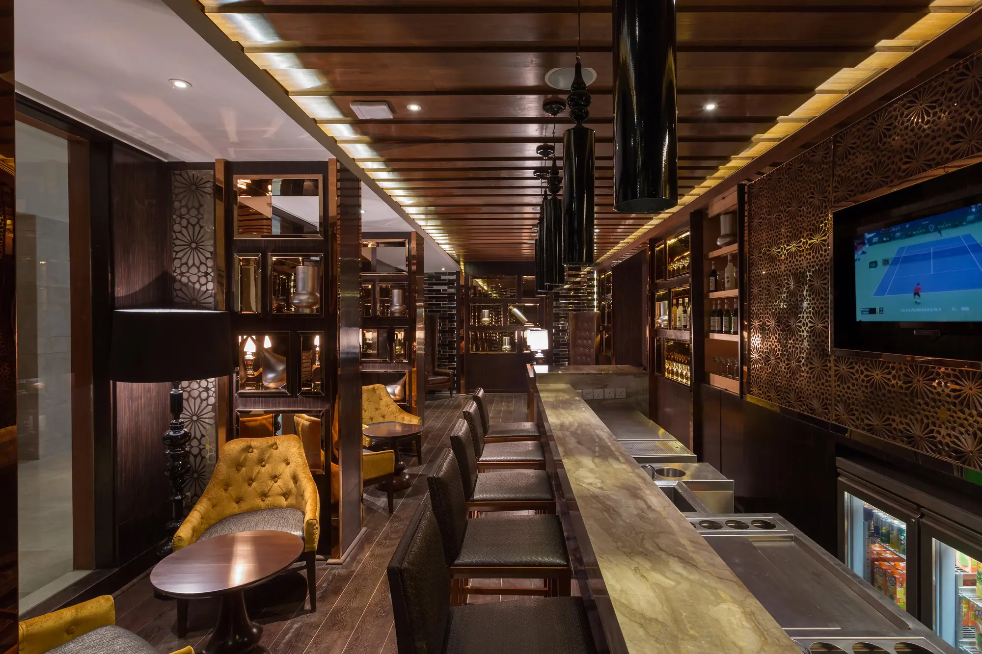 Holiday Inn Jaipur City Centre, Bar