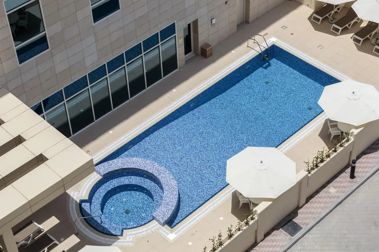 Premier Inn Doha Education City, Pool