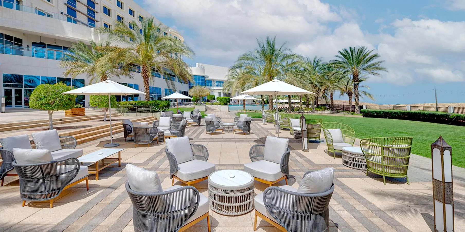 Crowne Plaza Muscat Ocec, Lobby