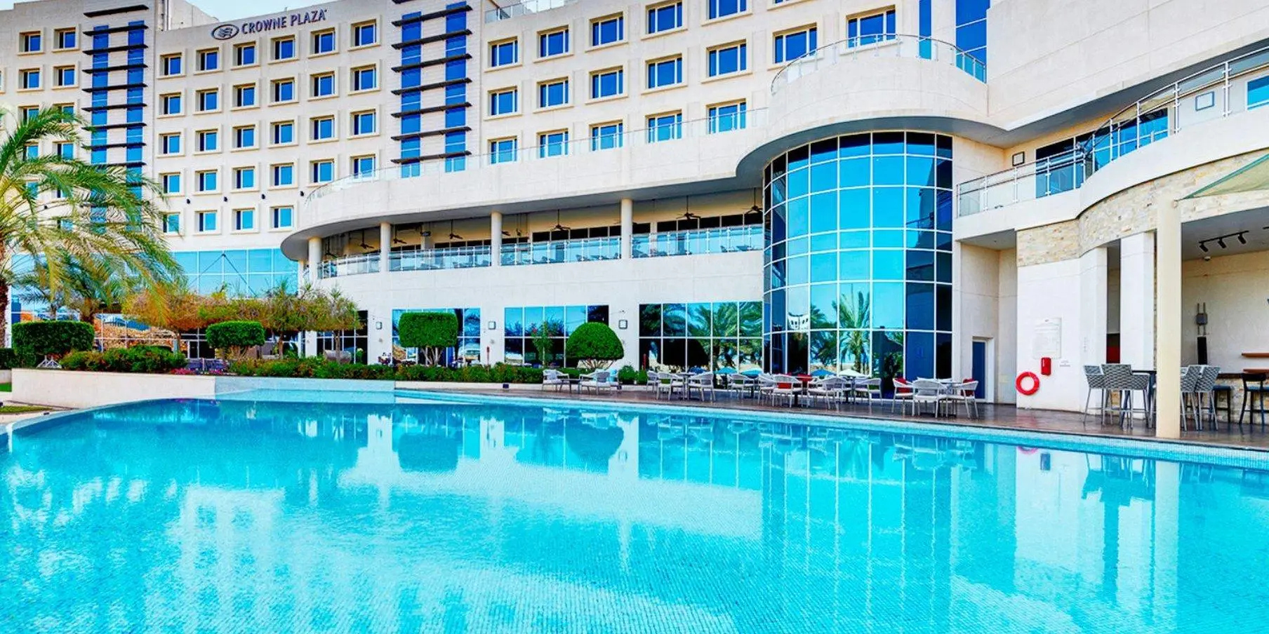 Crowne Plaza Muscat Ocec, Pool