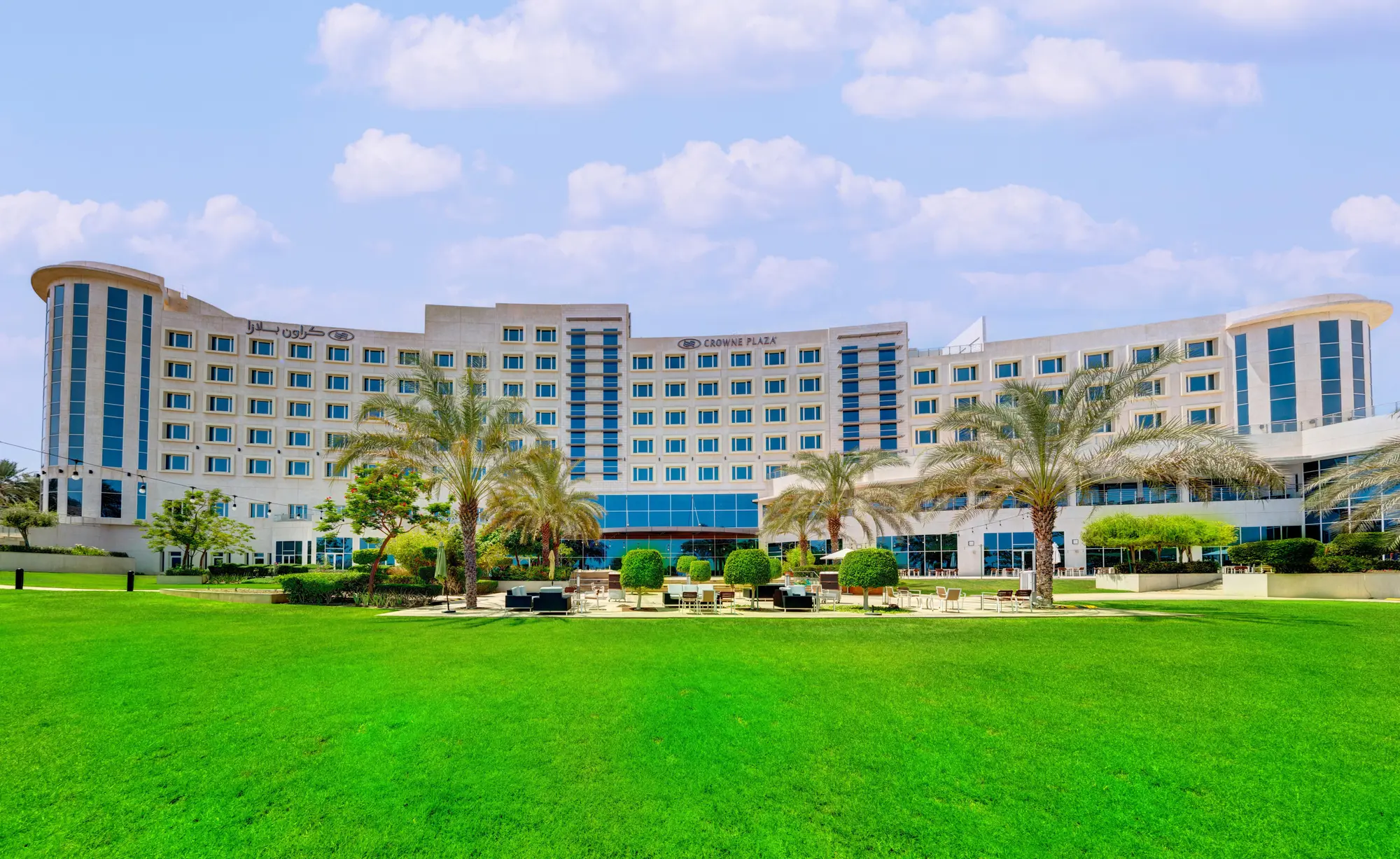 Crowne Plaza Muscat Ocec, General view