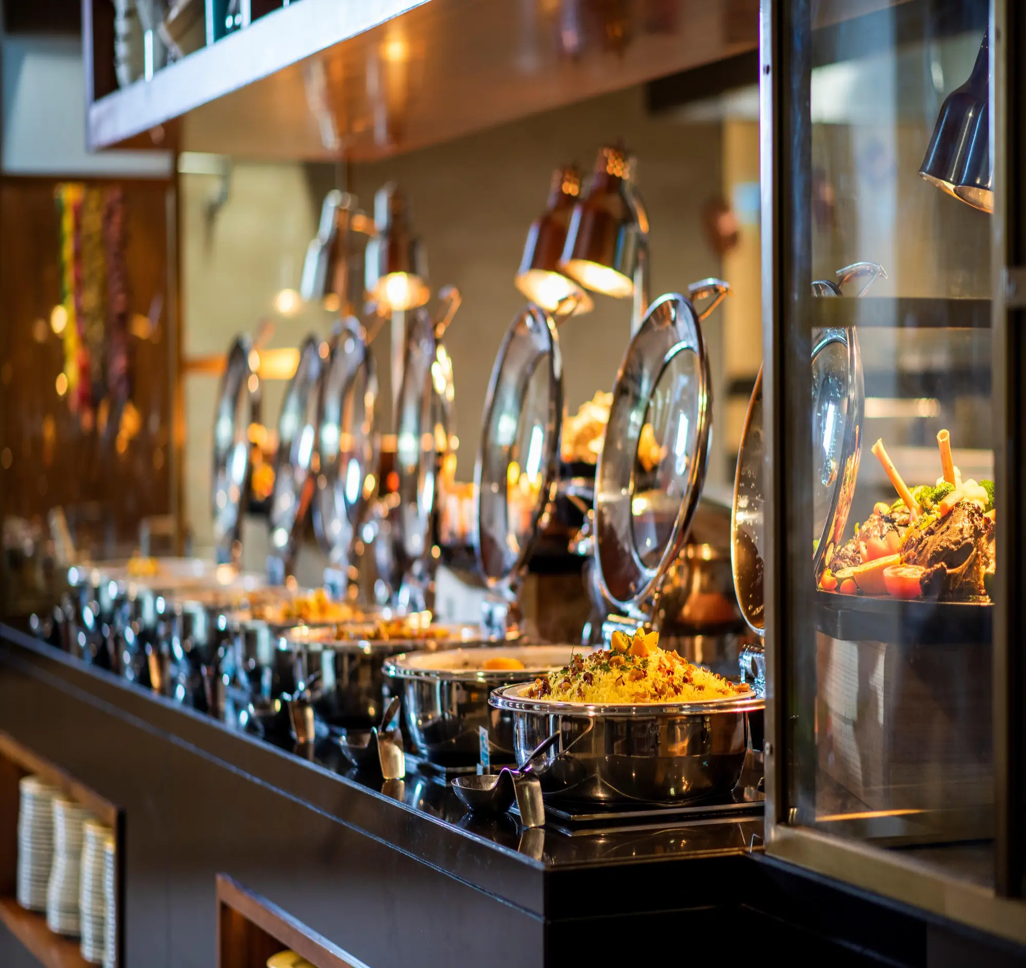 Crowne Plaza Muscat Ocec, Restaurant