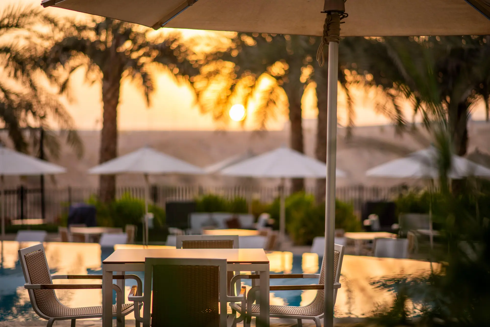 Crowne Plaza Muscat Ocec, Restaurant
