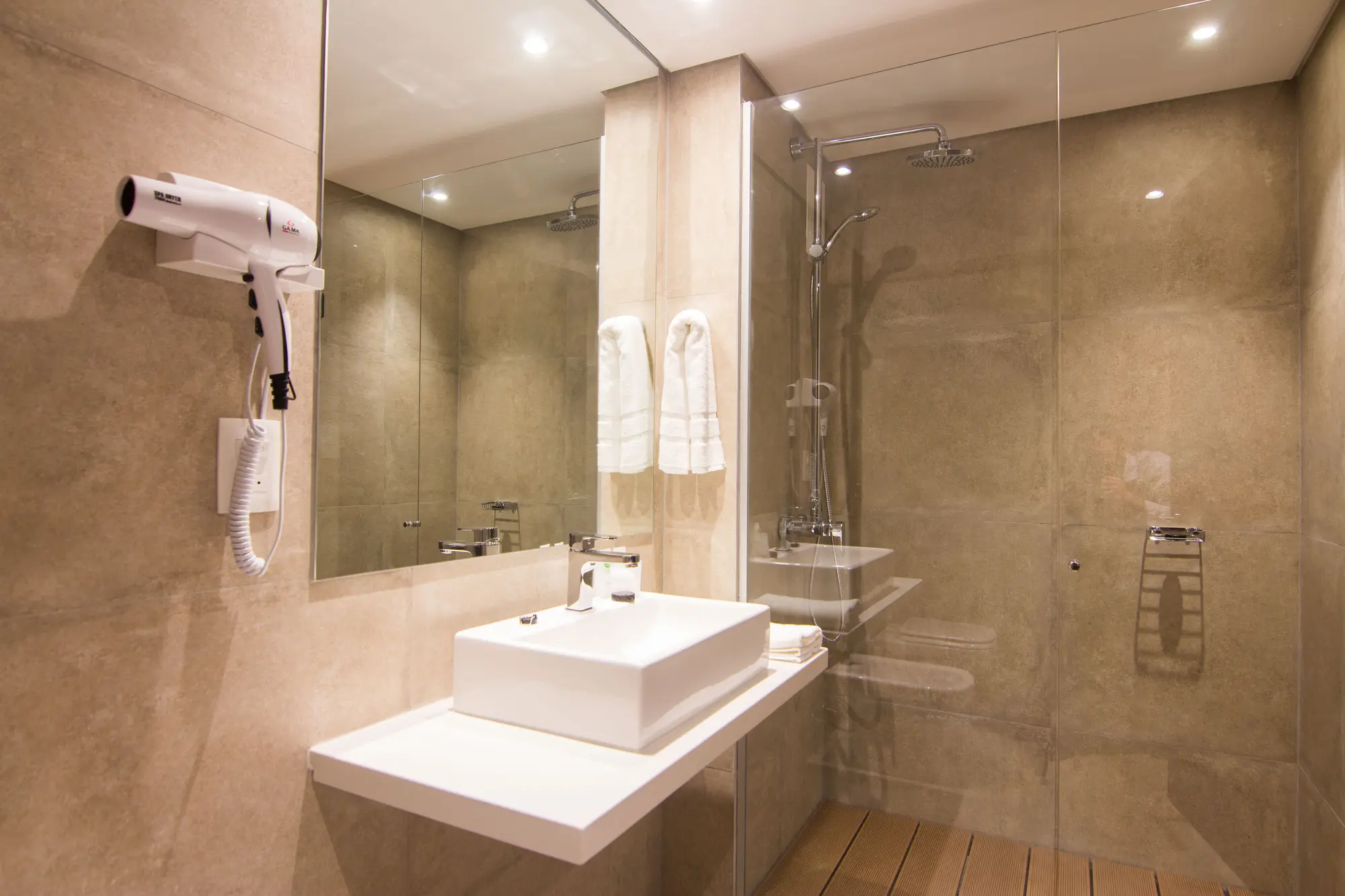 Ciudadano Suites, Room