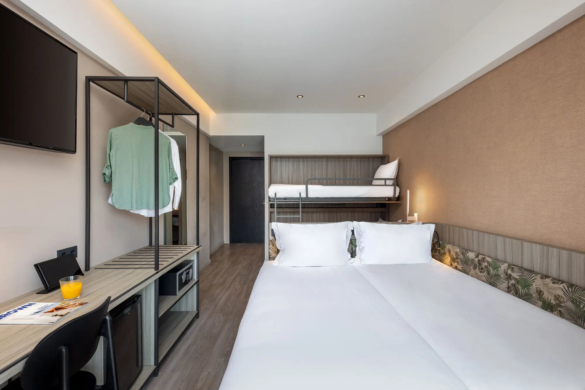 CASUAL KUBIC ATHENS, Room