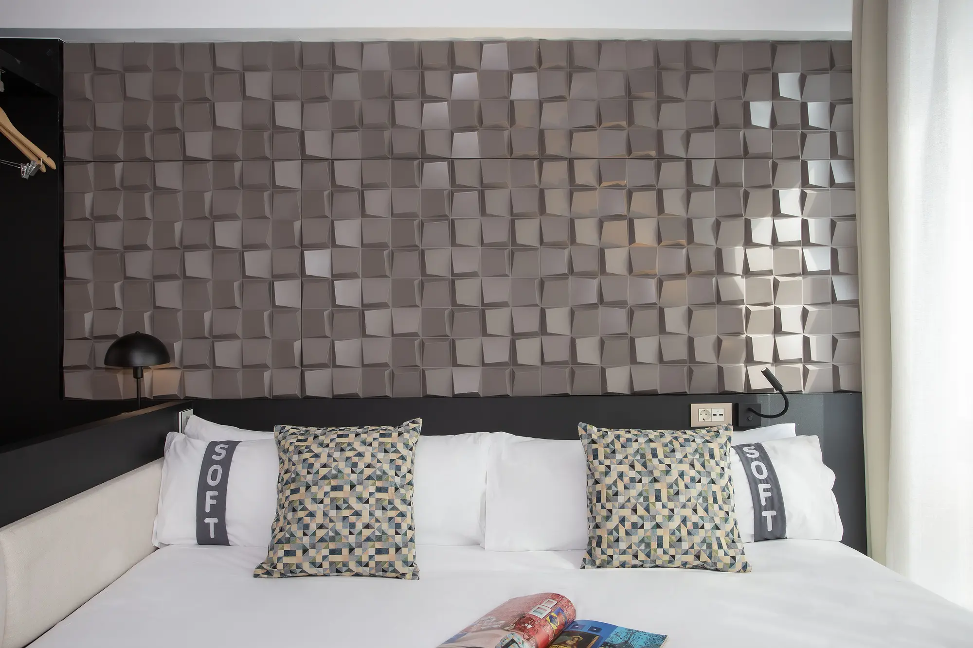 CASUAL KUBIC ATHENS, Room