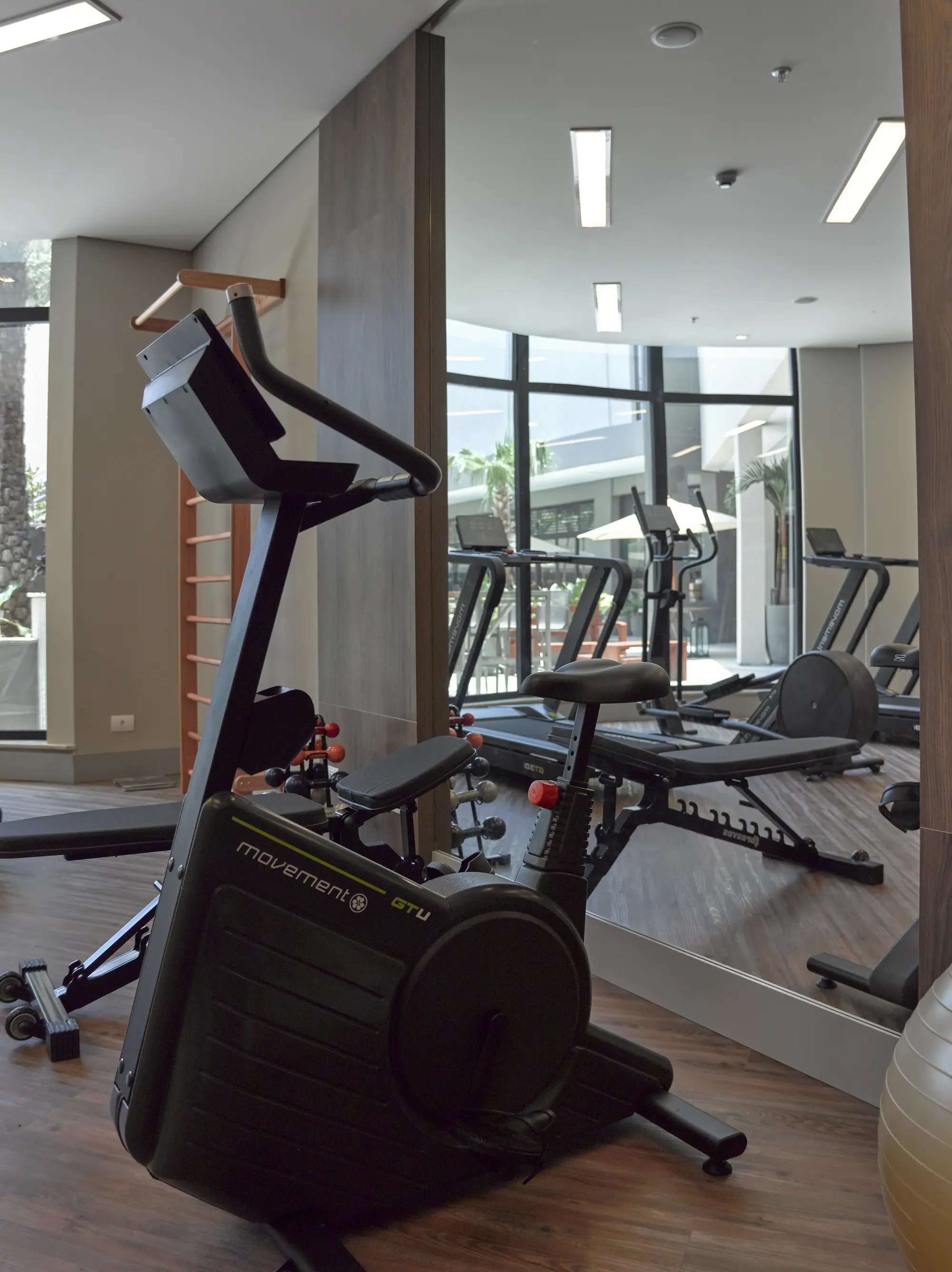 JL Hotel by Bourbon, Sports and Entertainment