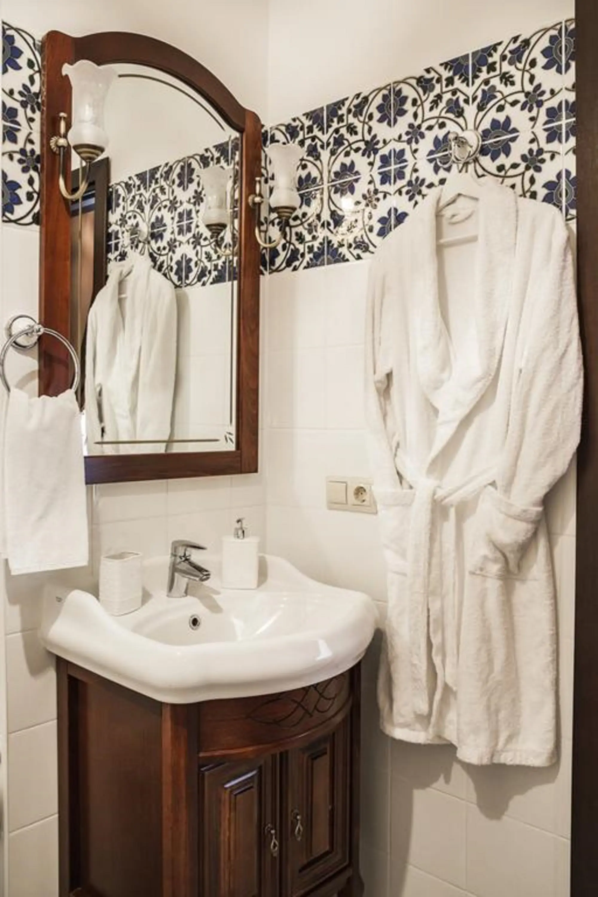 Sadovnicheskaya, Room