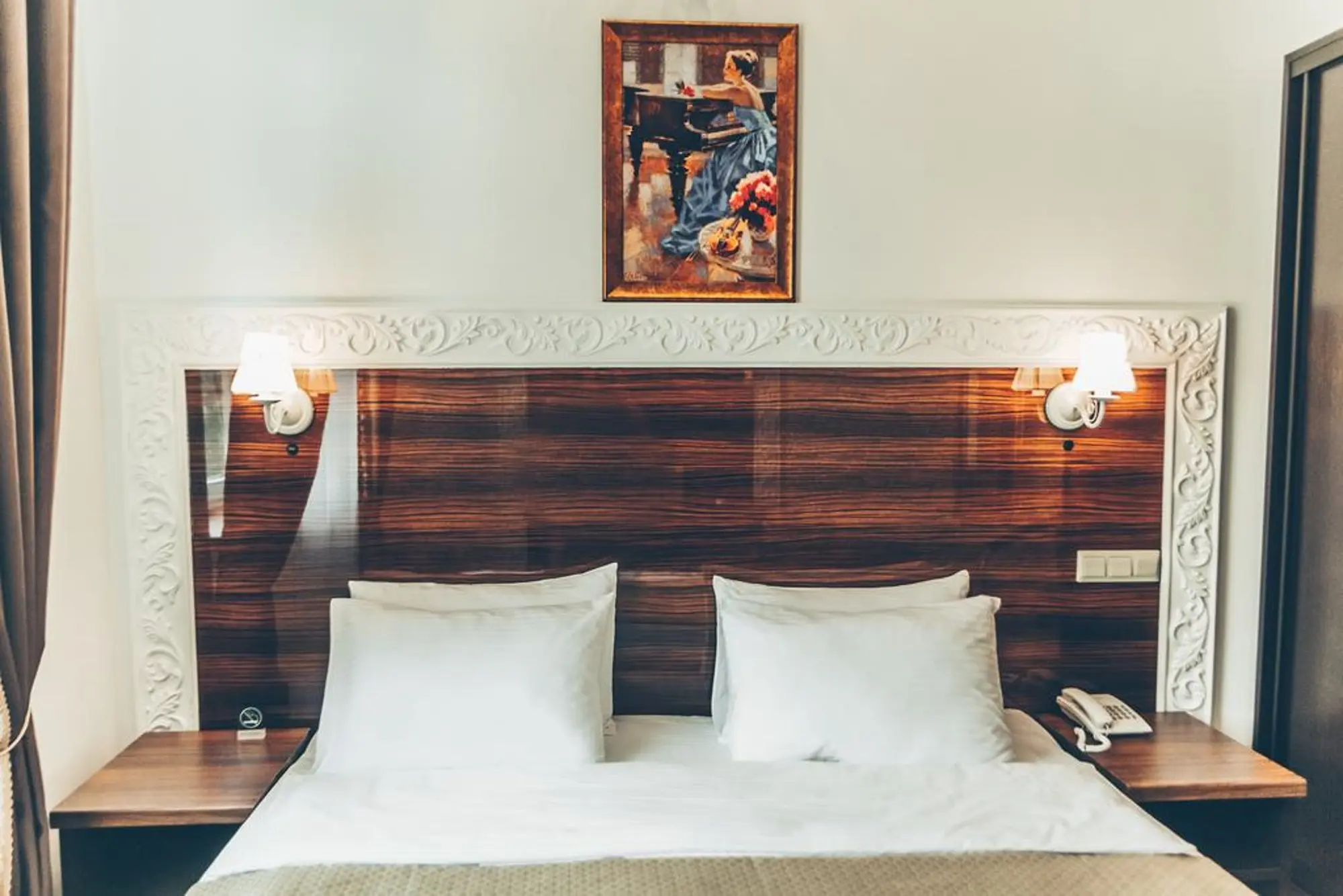 Sadovnicheskaya, Room