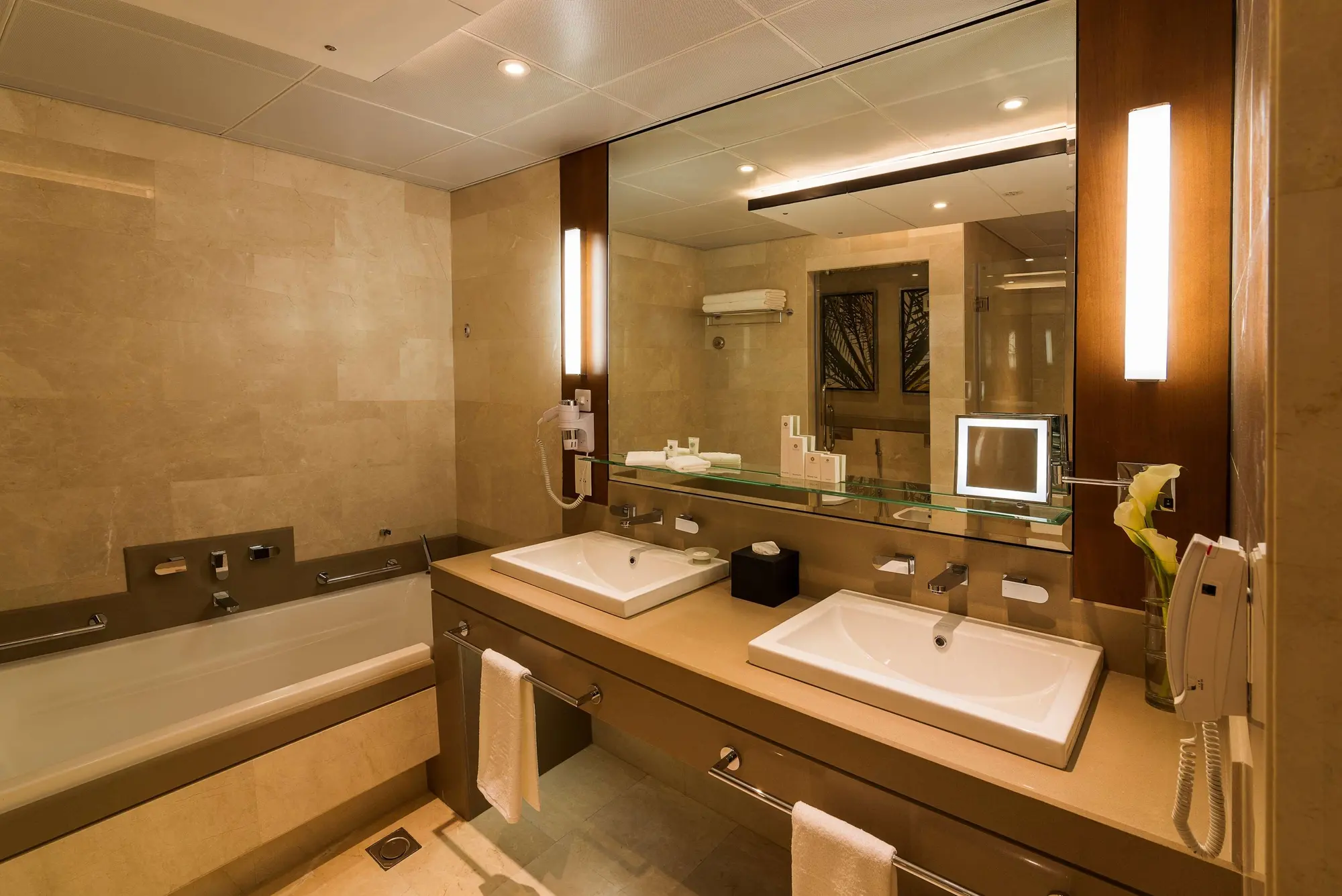 Ayla Grand Hotel, Room