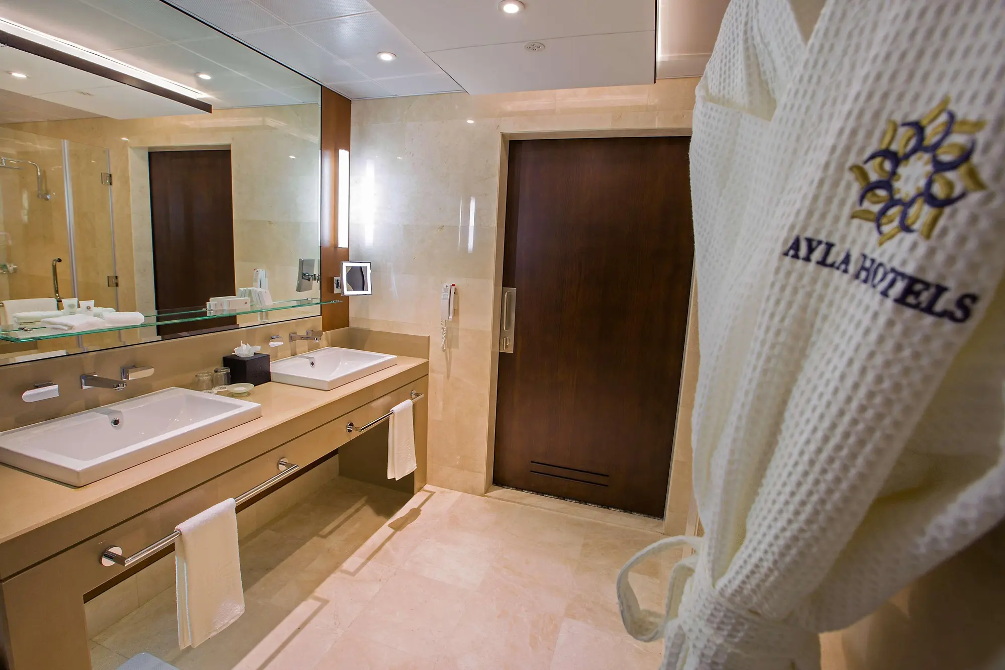 Ayla Grand Hotel, Room