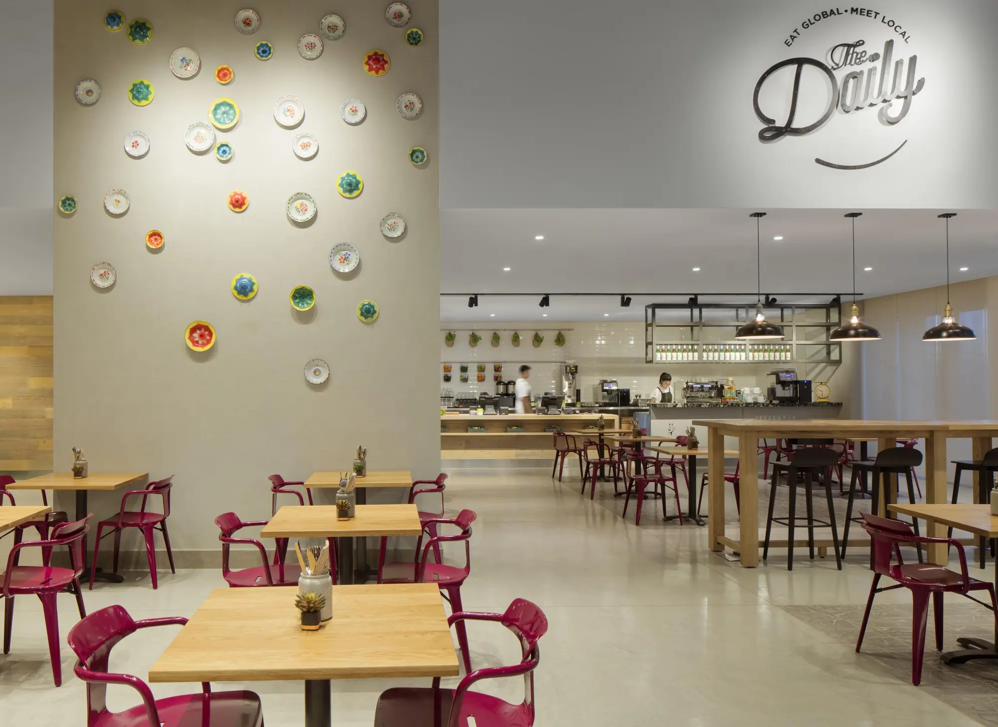 Rove Dubai Marina, Restaurant