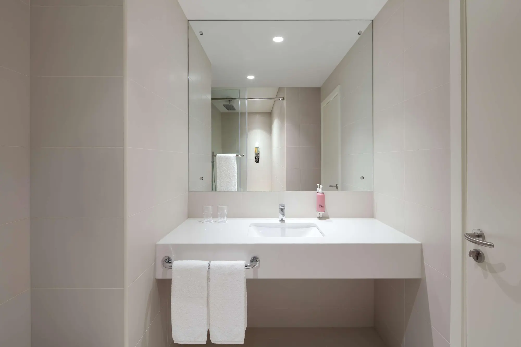 Rove Dubai Marina, Room