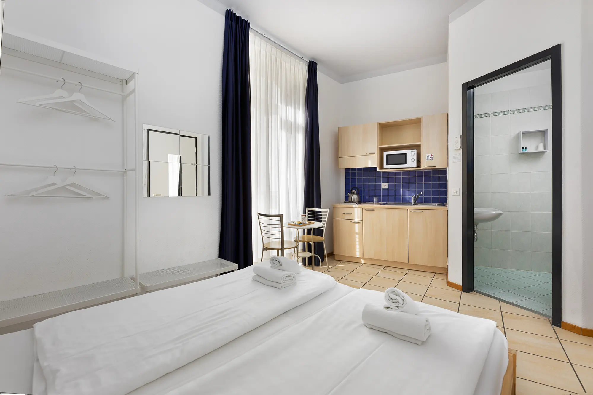 Lugano Center GuestHouse, Room