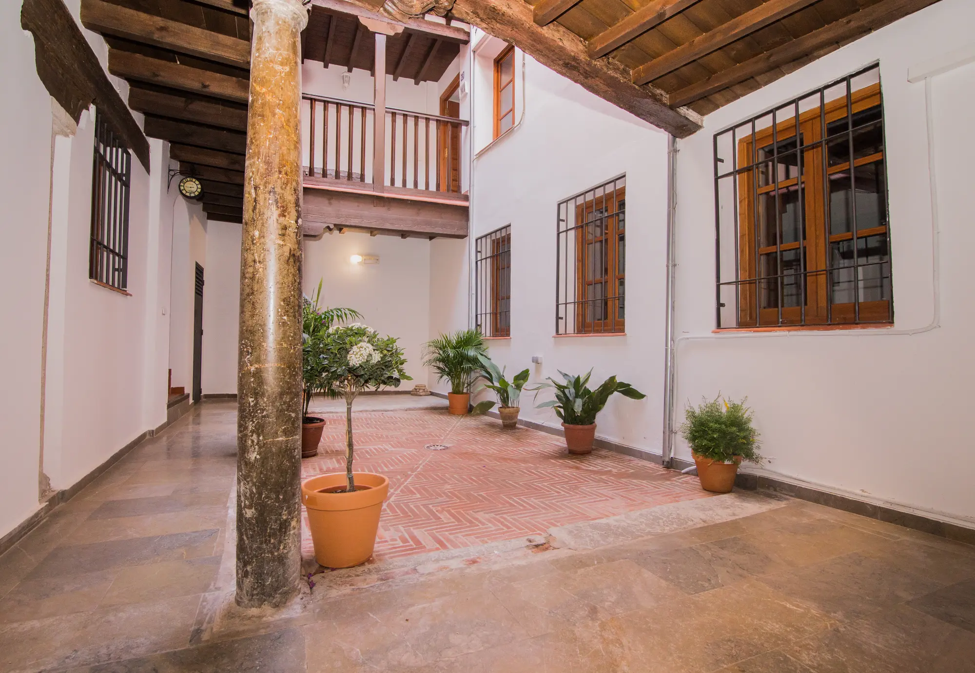 Apartamentos Nahira Suites 3000, General view