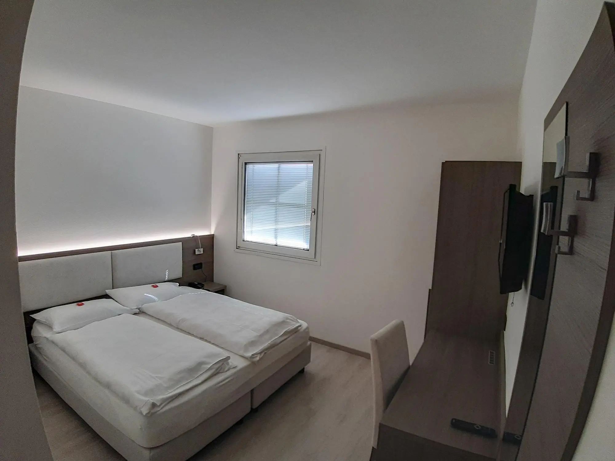 garni villa fontana, Room