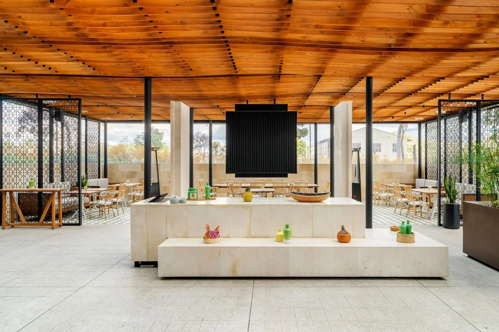 Grand Hyatt Bogota, Restaurant