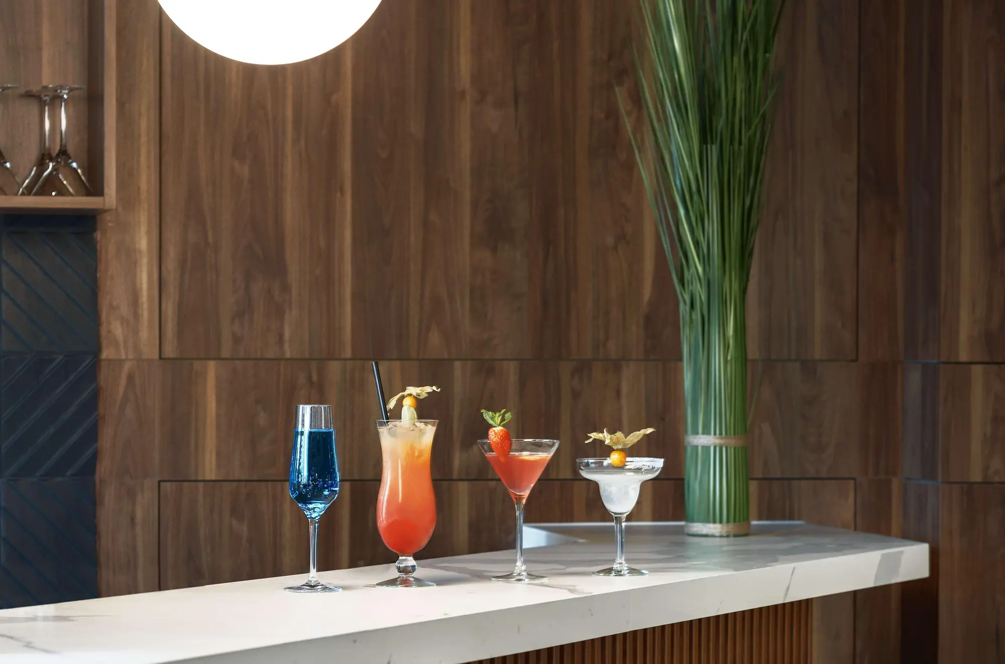 Metropolo By Golden Tulip, Bar
