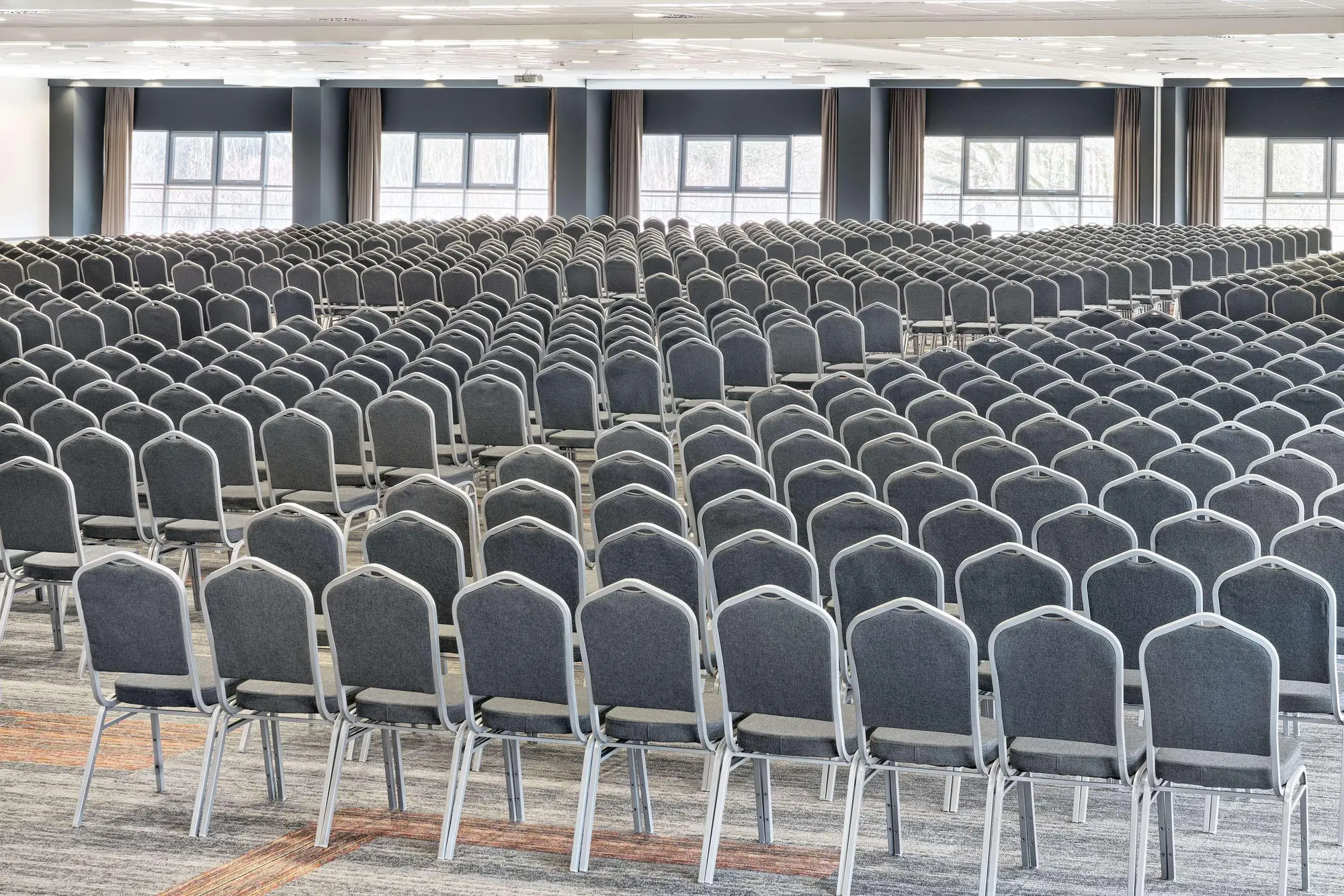Metropolo By Golden Tulip, Conferences