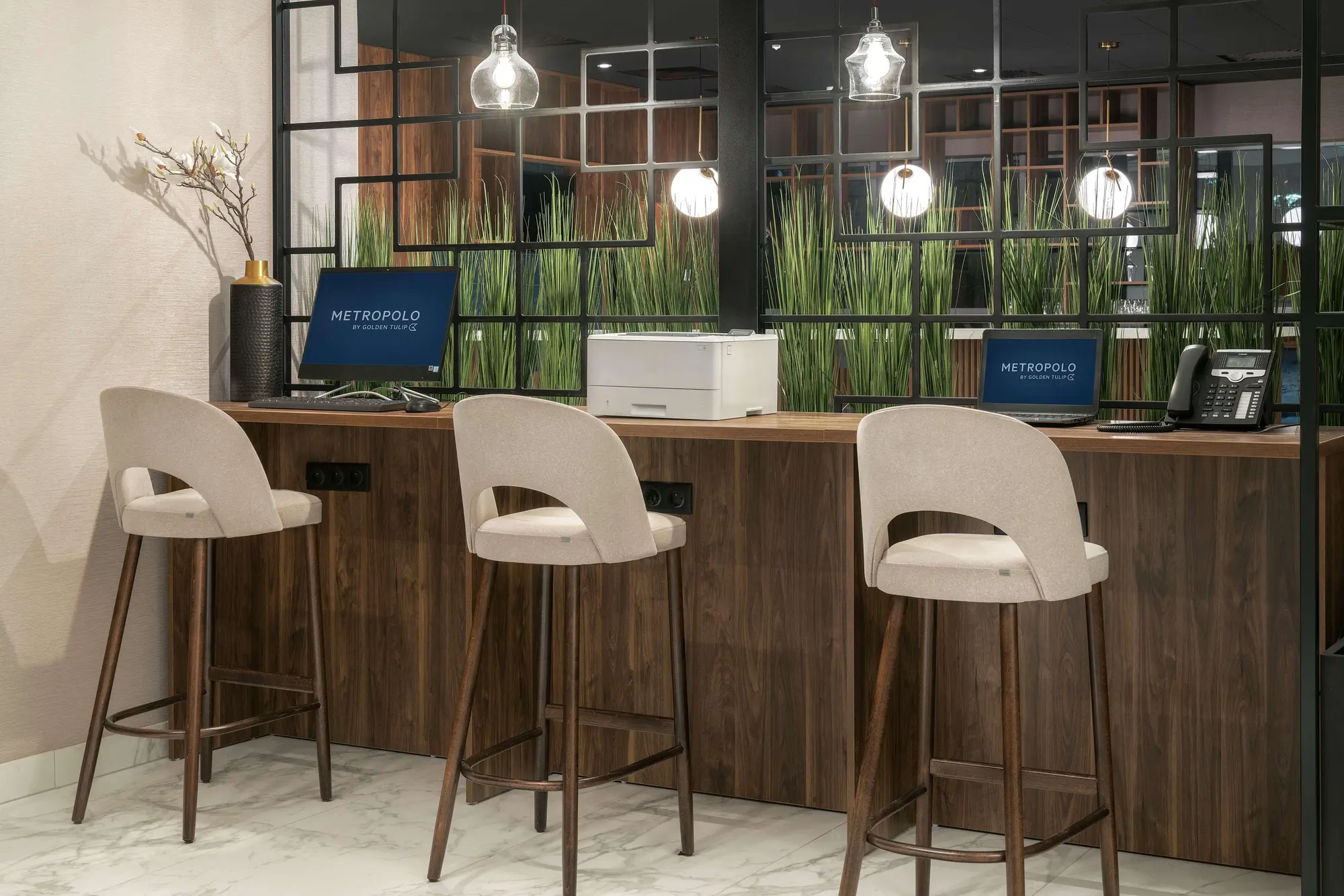 Metropolo By Golden Tulip, Conferences