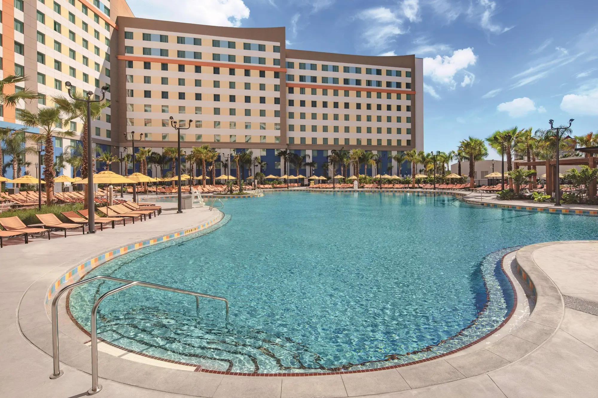 Universal Endless Summer - Dockside Inn and Suites, Pool