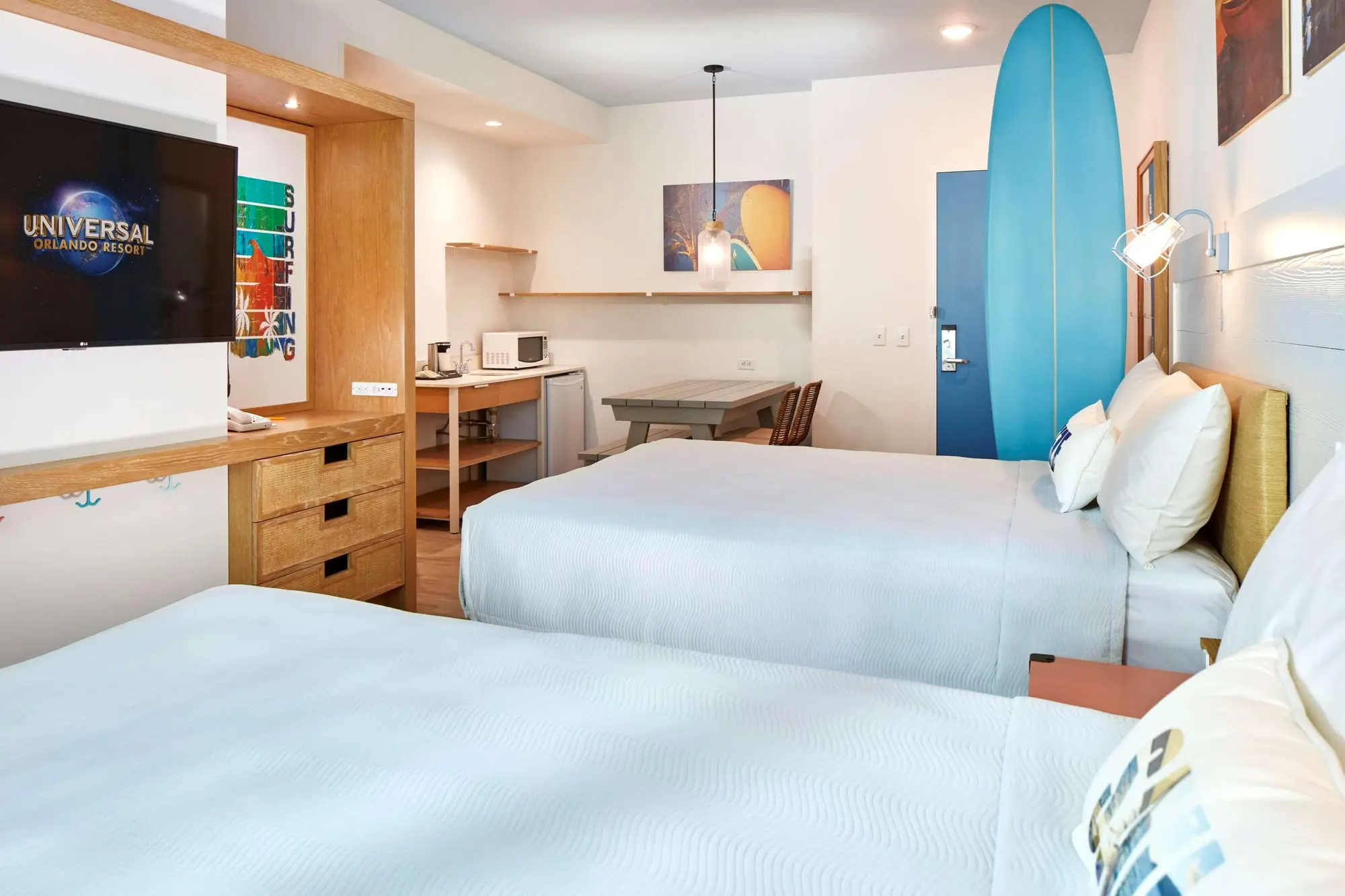 Universal Endless Summer - Dockside Inn and Suites, Room