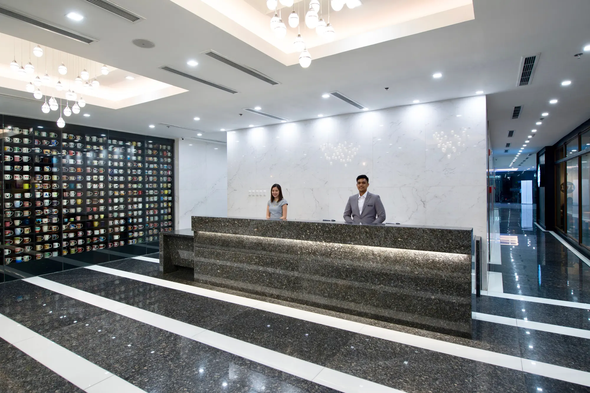 The Sphere Serviced Residences, Lobby