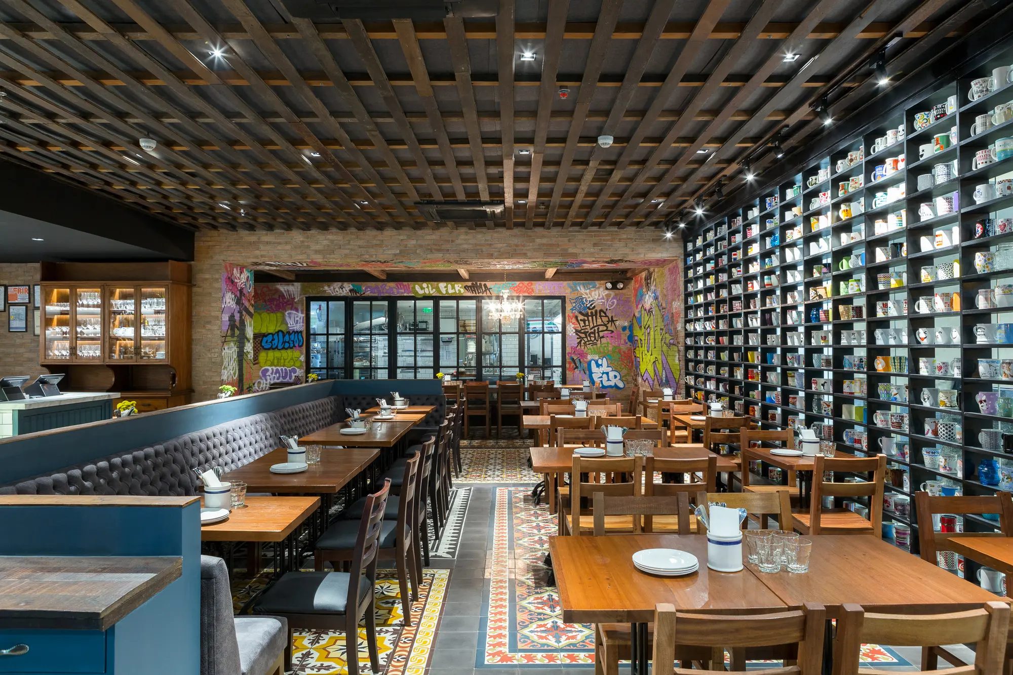 The Sphere Serviced Residences, Restaurant